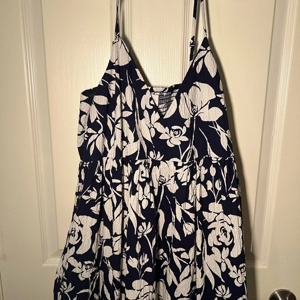 a new day Seersucker Maxi Navy and White Floral Dress Cotton Blend